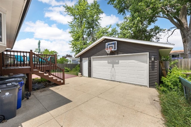6234 Eastview Ave SW, Cedar Rapids, IA 52404 - view of detached garage