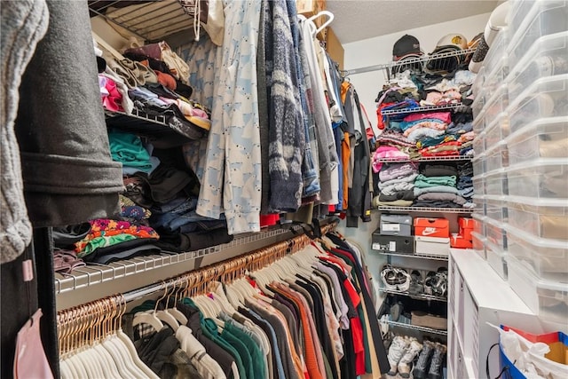 3210 5th St, Marion, IA 52302 - view of walk in closet