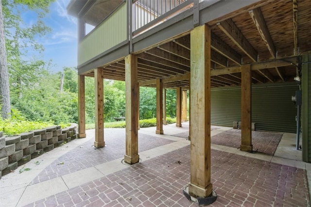1916 Oak Knoll Ct SE, Cedar Rapids, IA 52403 - view of patio