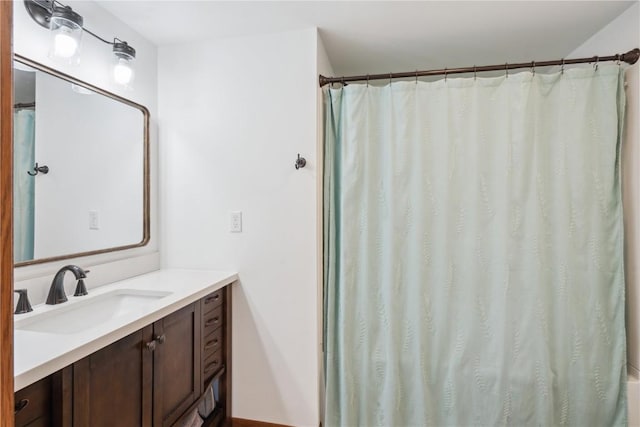 5995 32nd Ave, Shellsburg, IA 52332 - full bath with vanity and curtained shower