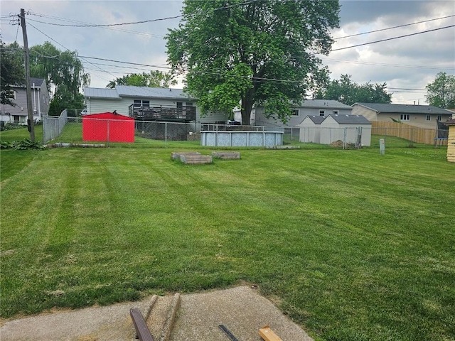 1523 Golden Valley Dr, Bettendorf, IA 52722 - view of yard