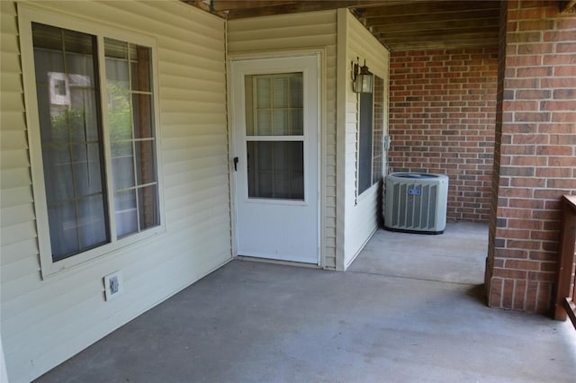 454 W Side Dr, Iowa City, IA 52245 - view of patio