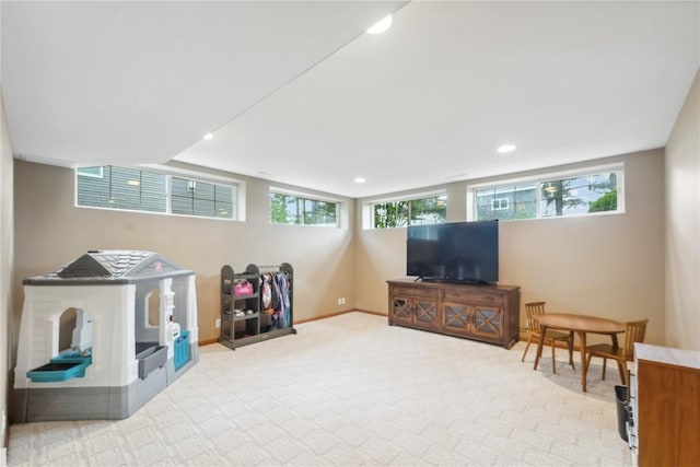 2385 Wolf Creek Trl, Hiawatha, IA 52233 - carpeted living area with recessed lighting and baseboards