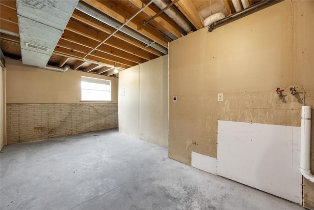 6612 Boulder Dr, Cedar Rapids, IA 52405 - view of below grade area