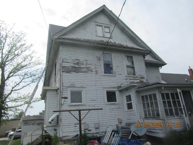 606 Meridian St, Tipton, IA 52772 - back of property