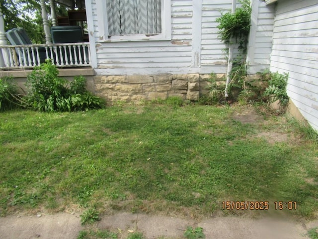 606 Meridian St, Tipton, IA 52772 - view of green lawn