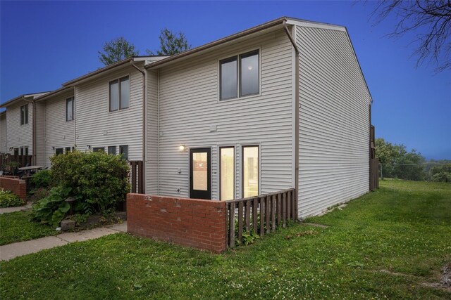 478 Hawaii Ct, Iowa City, IA 52246 - photo 3