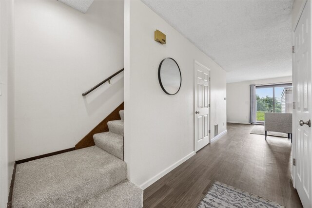 478 Hawaii Ct, Iowa City, IA 52246 - photo 15