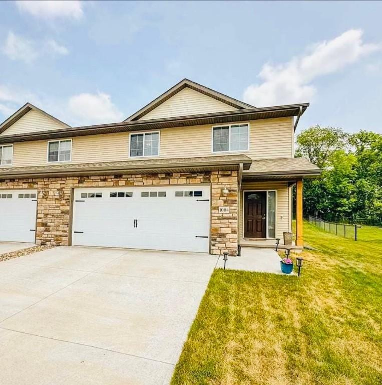 1004 Creekside Dr, Tiffin, IA 52340 - photo 1