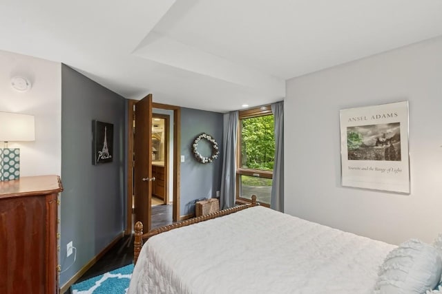 2520 NE Sugar Bottom Rd, Solon, IA 52333 - bedroom with baseboards