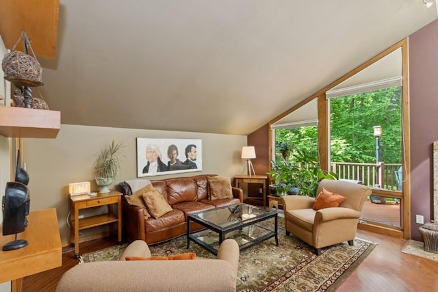 2520 NE Sugar Bottom Rd, Solon, IA 52333 - living area with wood finished floors and lofted ceiling