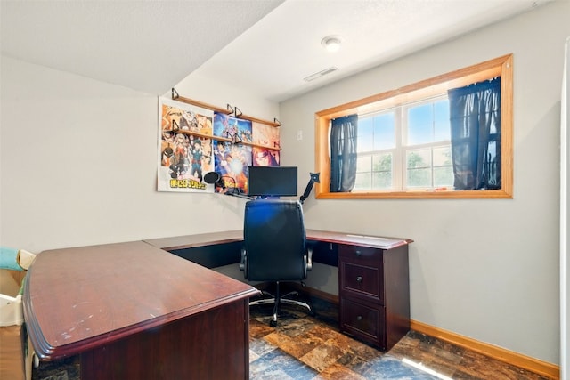 1255 Pacific St, Ely, IA 52227 - office with baseboards