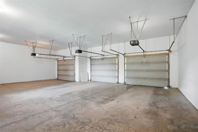 4317 Indian Tl NE, Solon, IA 52333 - garage with a garage door opener