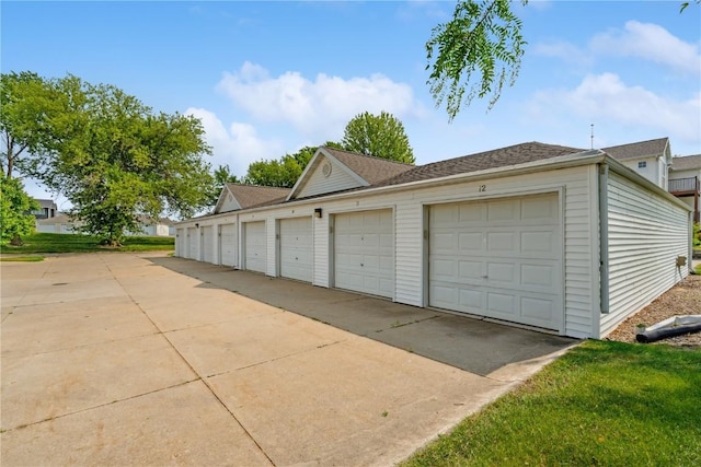 1230 Murray NE Unit 10, Cedar Rapids, IA 52402 - view of garage