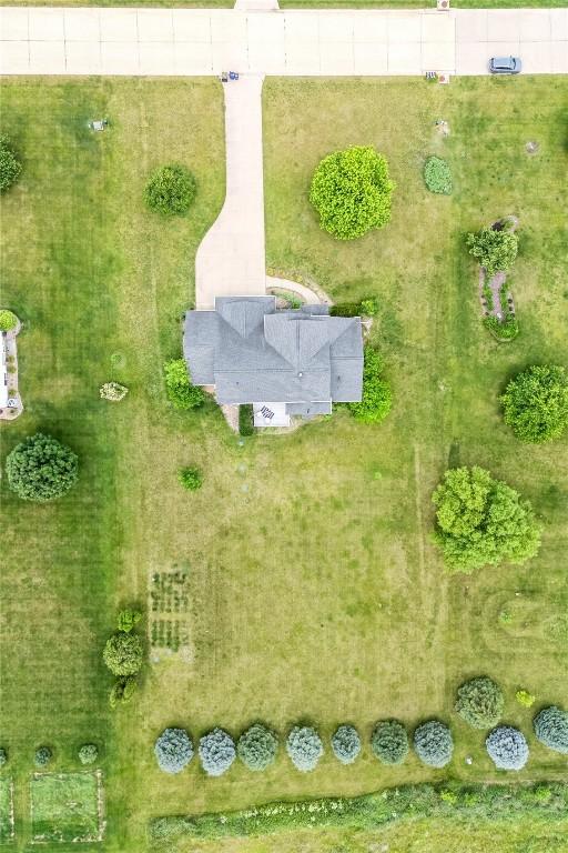 5515 W Mustang Rd NE, Cedar Rapids, IA 52411 - drone / aerial view