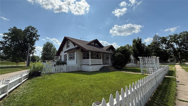 419 21st St NE, Cedar Rapids, IA 52402 - view of front of home featuring covered porch