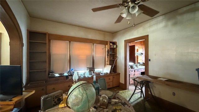 419 21st St NE, Cedar Rapids, IA 52402 - office featuring arched walkways and a ceiling fan