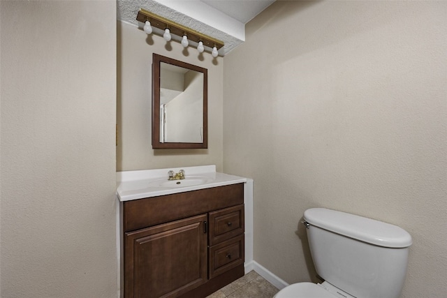 2540 Lori Dr SW, Cedar Rapids, IA 52404 - bathroom featuring vanity and tile patterned floors