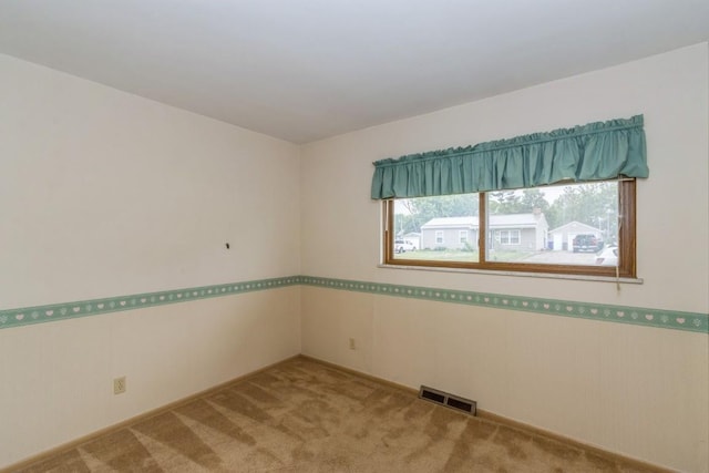 5660 Briarwood St SW, Cedar Rapids, IA 52401 - unfurnished room featuring carpet