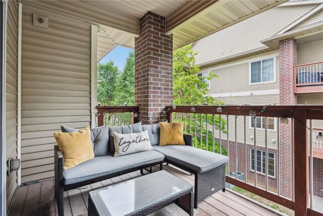 1848 W Benton St, Iowa City, IA 52246 - balcony with an outdoor living space
