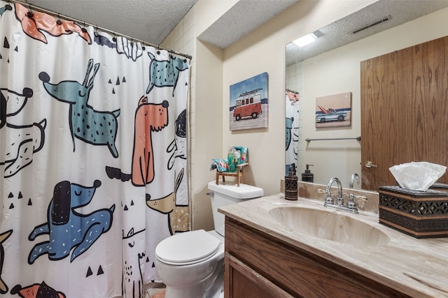 2060 Holiday Rd, Coralville, IA 52241 - bathroom featuring a textured ceiling, vanity, and a shower with curtain