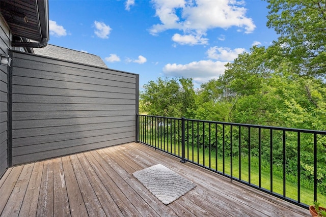 19 Pond Rdg, Coralville, IA 52241 - view of wooden terrace