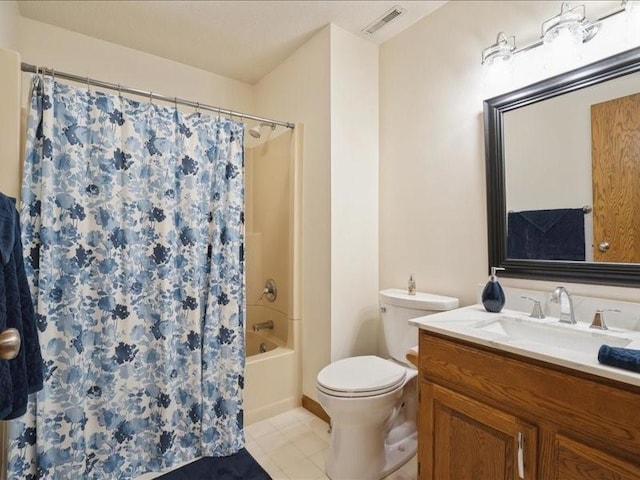2066 Vista Cir NW, Cedar Rapids, IA 52405 - full bathroom featuring vanity and shower / tub combo with curtain
