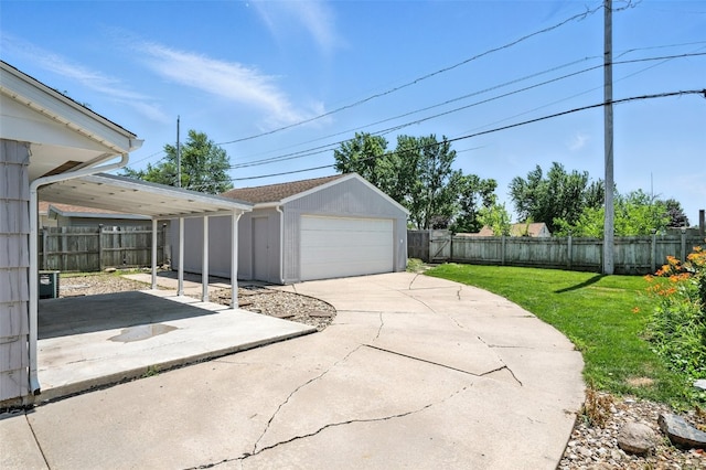 1635 Keith Dr NE, Cedar Rapids, IA 52402 - garage with a garage