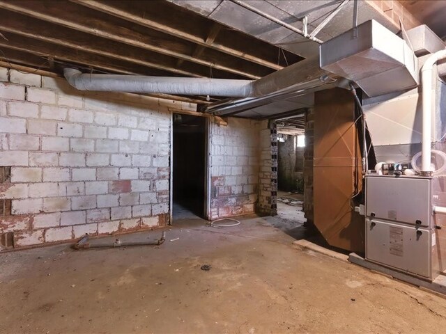 1663 Derby Ave NW, Swisher, IA 52338 - photo 25