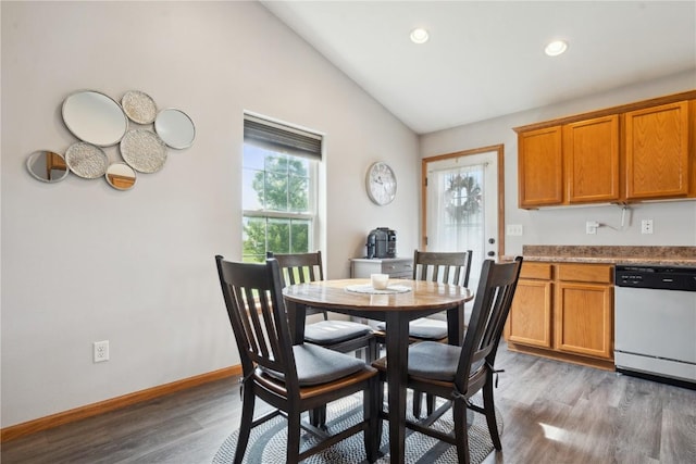 1727 Hunters Creek Way, Marion, IA 52302 - dining room with vaulted ceiling, light wood-type flooring, and recessed lighting