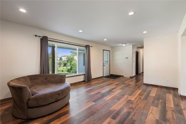 6752 29th Ave, Shellsburg, IA 52332 - sitting room with dark wood-style flooring and recessed lighting
