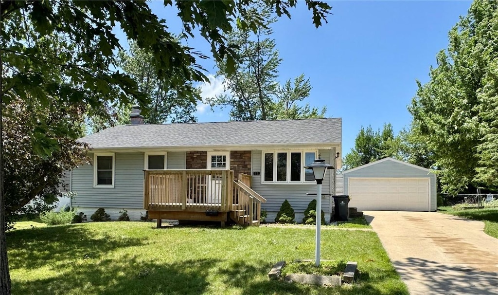 72 Fleetwood Rd NW, Cedar Rapids, IA 52405 - photo 1