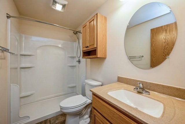 919 Deer Run Dr NE, Cedar Rapids, IA 52402 - bathroom with a shower and vanity