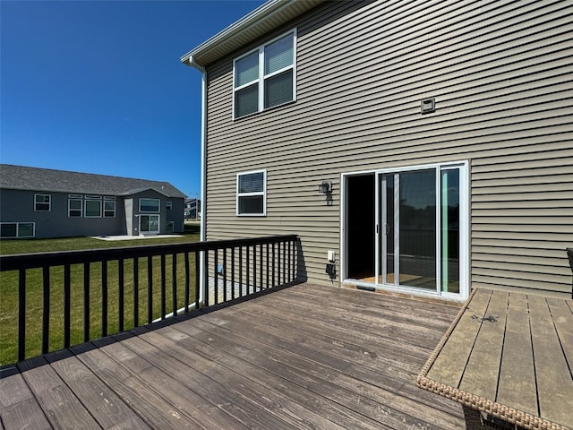 509 Grey Slate Dr SW, Cedar Rapids, IA 52404 - wooden deck with a lawn