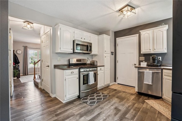 4017 Harwood Dr NE, Cedar Rapids, IA 52411 - photo 10