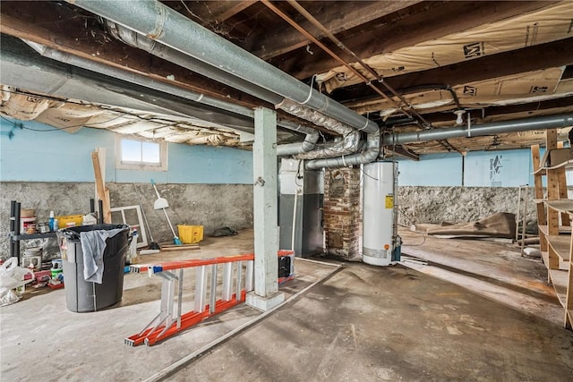 835 10th St SW, Cedar Rapids, IA 52404 - basement featuring water heater