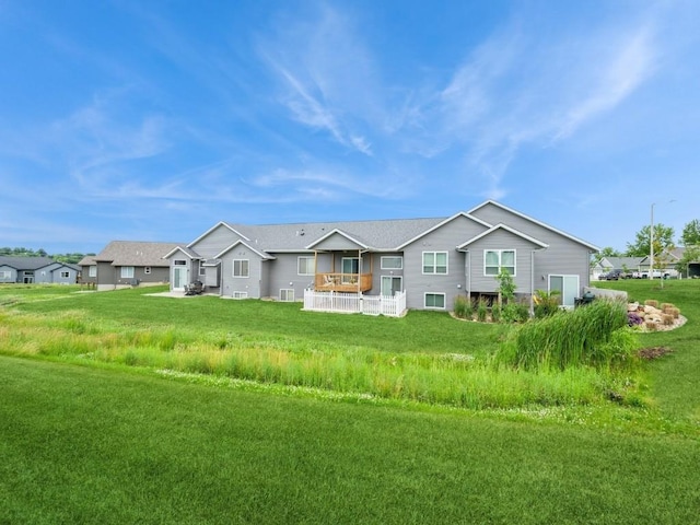 3502 Bluebird Dr SW, Cedar Rapids, IA 52404 - view of front of home featuring a front yard