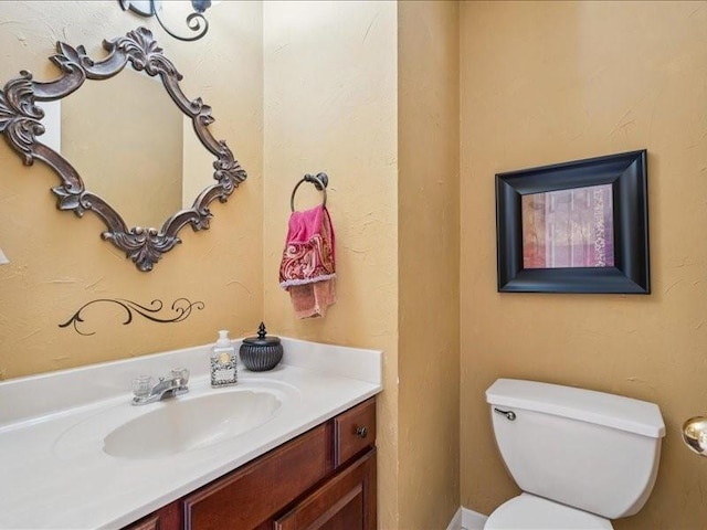 725 High Point Dr SW, Cedar Rapids, IA 52404 - half bathroom with vanity and toilet