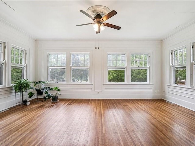 206 Kingbard Blvd, Waterloo, IA 50701 - sunroom with healthy amount of natural light