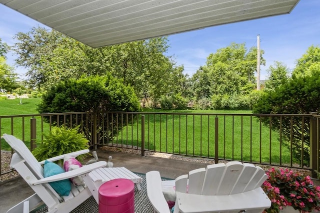 2135 1st Ave SE Unit 125, Cedar Rapids, IA 52402 - view of patio