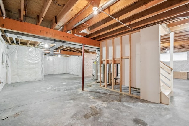 4309 Woodsonia Ct NW, Cedar Rapids, IA 52405 - unfinished below grade area with strapped water heater