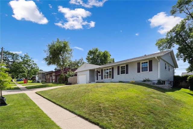 4633 White Pine Dr NE, Cedar Rapids, IA 52402 - single story home featuring a garage and a front yard