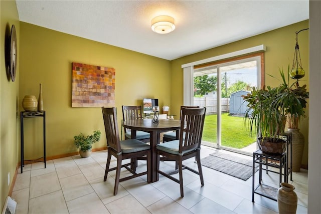 4633 White Pine Dr NE, Cedar Rapids, IA 52402 - dining area featuring baseboards