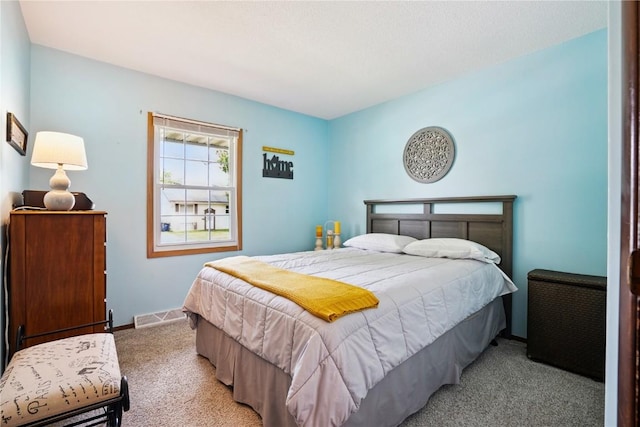 4633 White Pine Dr NE, Cedar Rapids, IA 52402 - carpeted bedroom with baseboards