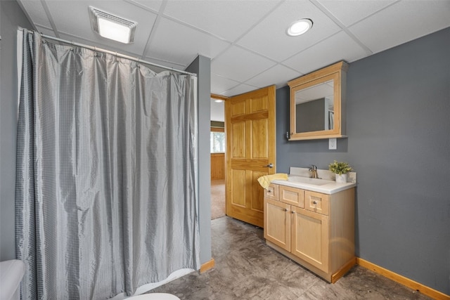 52 Thompson Dr, Palo, IA 52324 - bathroom featuring vanity, a shower with shower curtain, and a drop ceiling