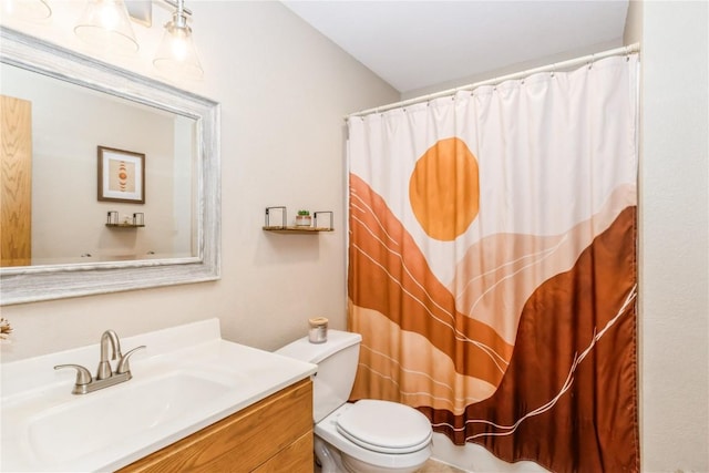 1017 Langenberg Ave, Iowa City, IA 52240 - full bath featuring vanity and curtained shower