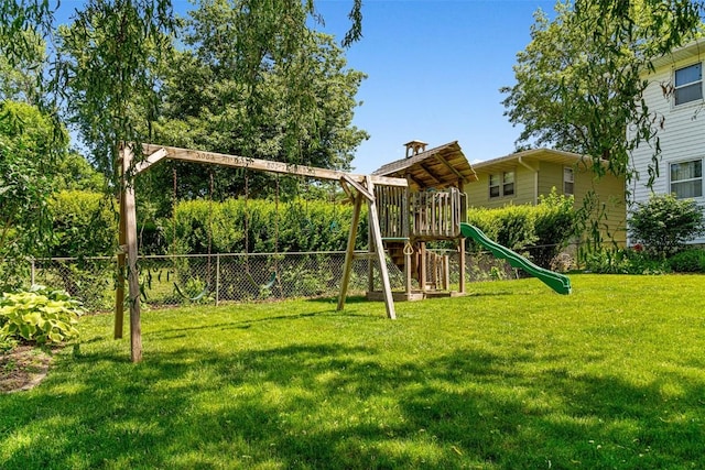 927 Southlawn Dr, Iowa City, IA 52245 - view of playground
