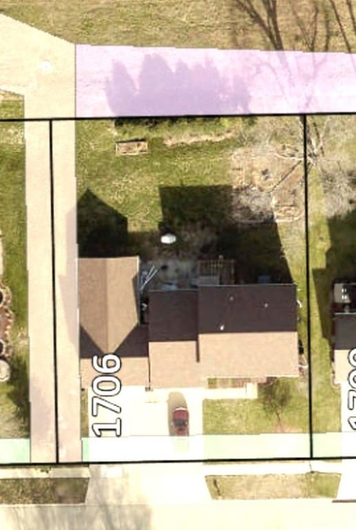 1706 Woodcrest St NE, Cedar Rapids, IA 52402 - photo 28