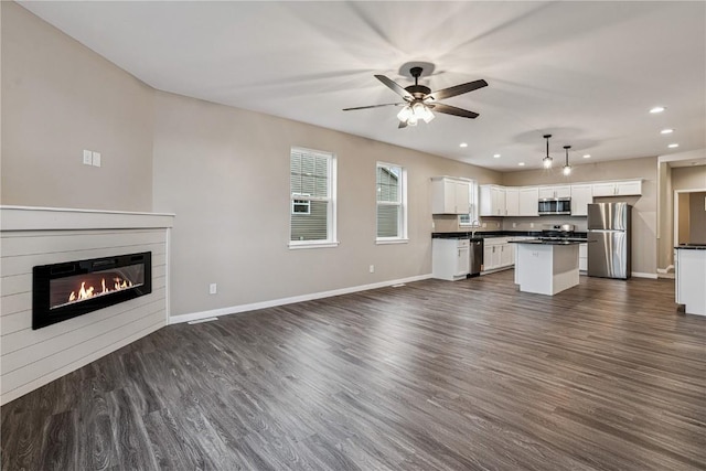 203 William Way, Newhall, IA 52315 - photo 4