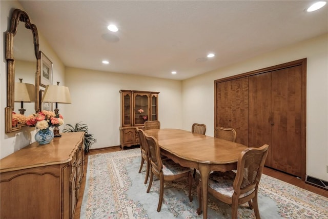 1579 Matterhorn Dr NE, Cedar Rapids, IA 52402 - dining room featuring recessed lighting and light wood-style flooring